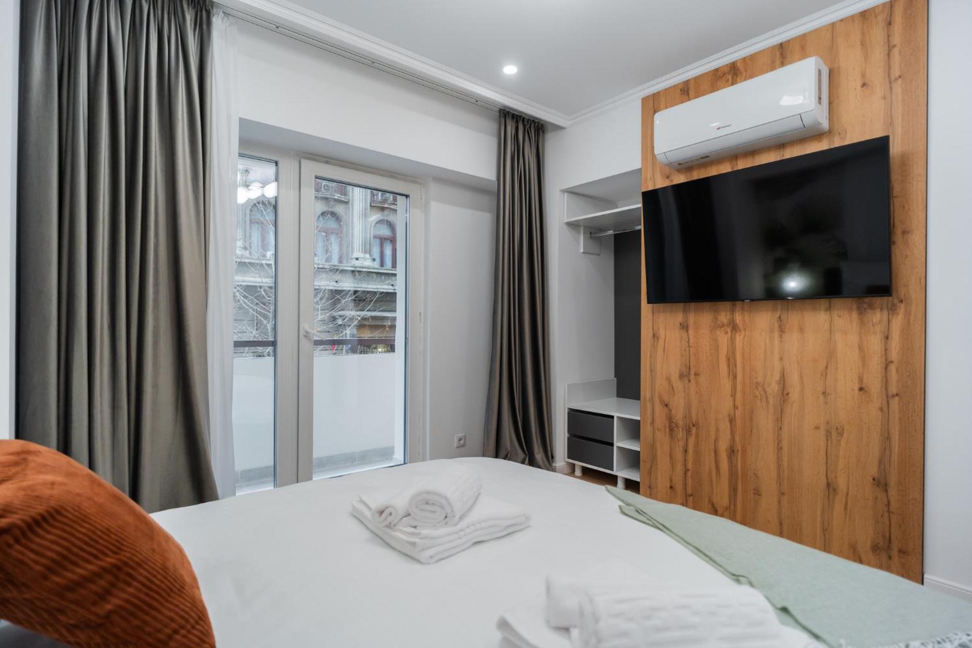 Urban Pearl - Old Town - Unique 4Br/3Ba Apartment Bukarest Kültér fotó