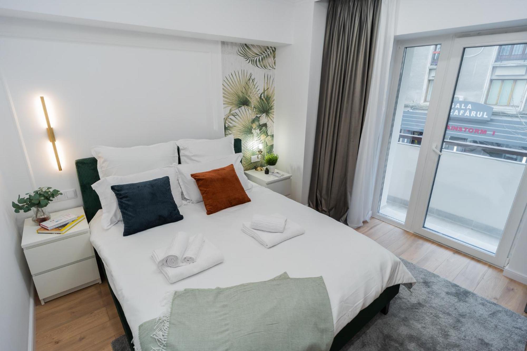 Urban Pearl - Old Town - Unique 4Br/3Ba Apartment Bukarest Kültér fotó