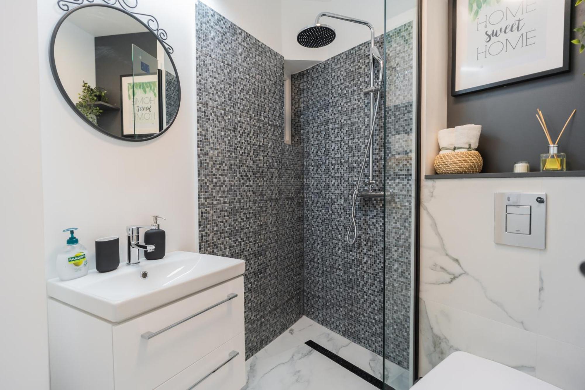 Urban Pearl - Old Town - Unique 4Br/3Ba Apartment Bukarest Kültér fotó