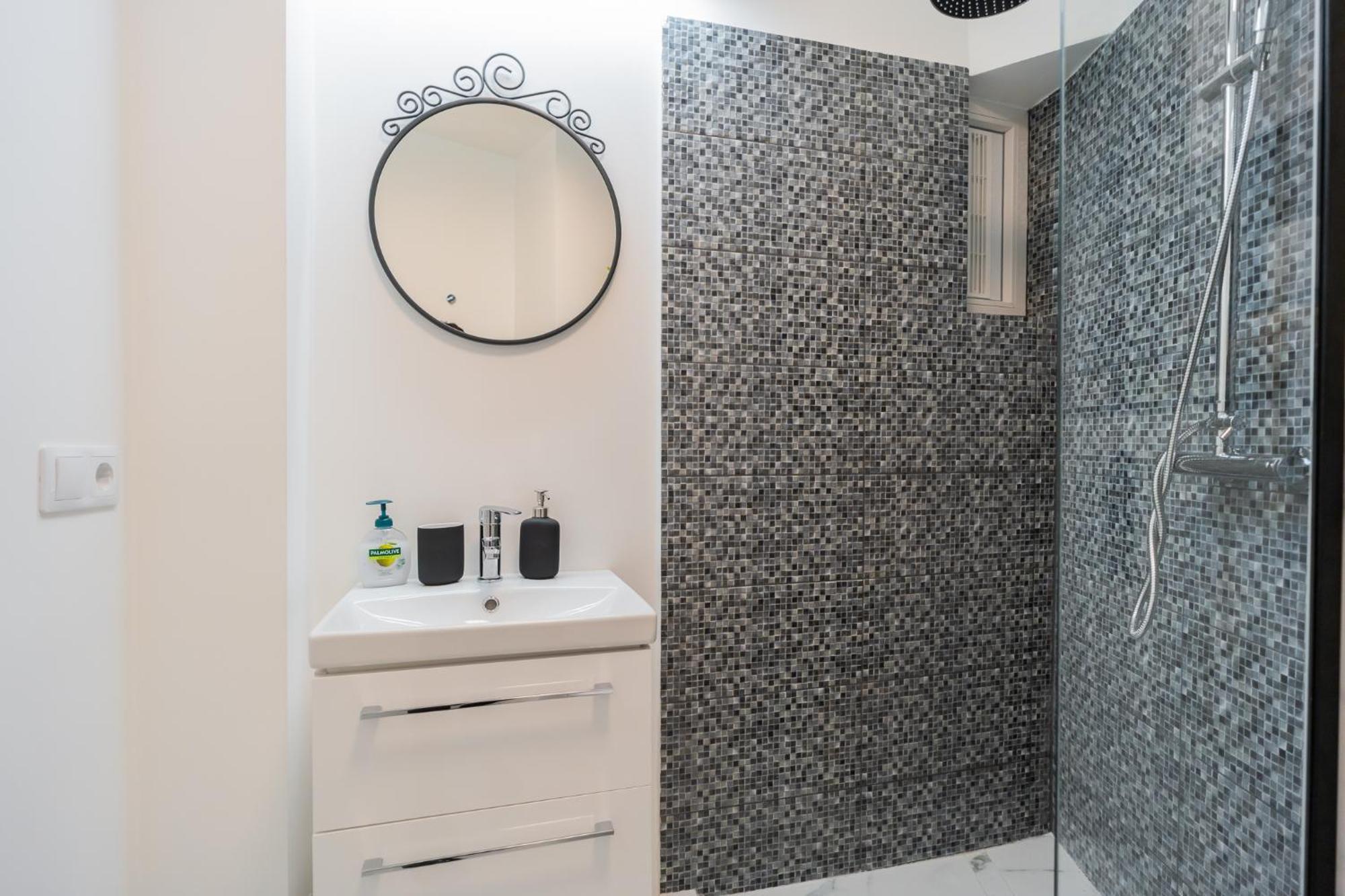 Urban Pearl - Old Town - Unique 4Br/3Ba Apartment Bukarest Kültér fotó